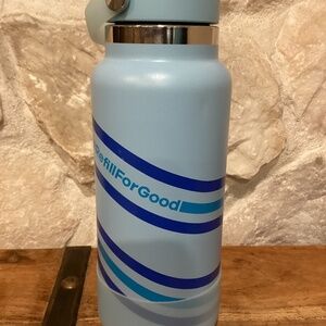 Hydro Flask RARE HTF Surfrider Foundation Edition Blue Insulated 32 oz Bottle
